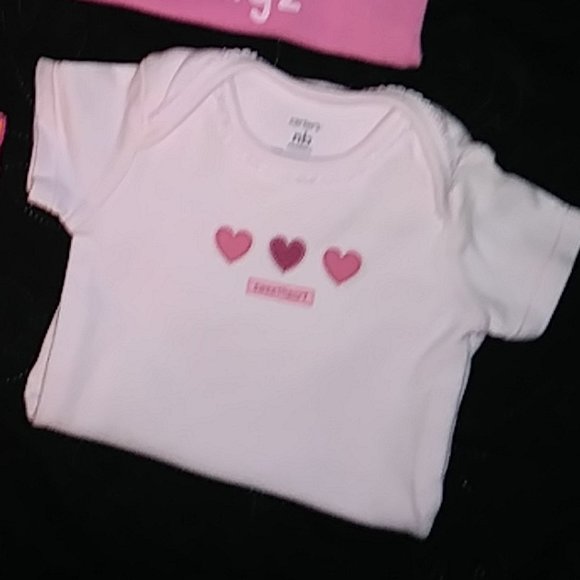 4 Carter's NB One Piece Bodysuits - Picture 4 of 7